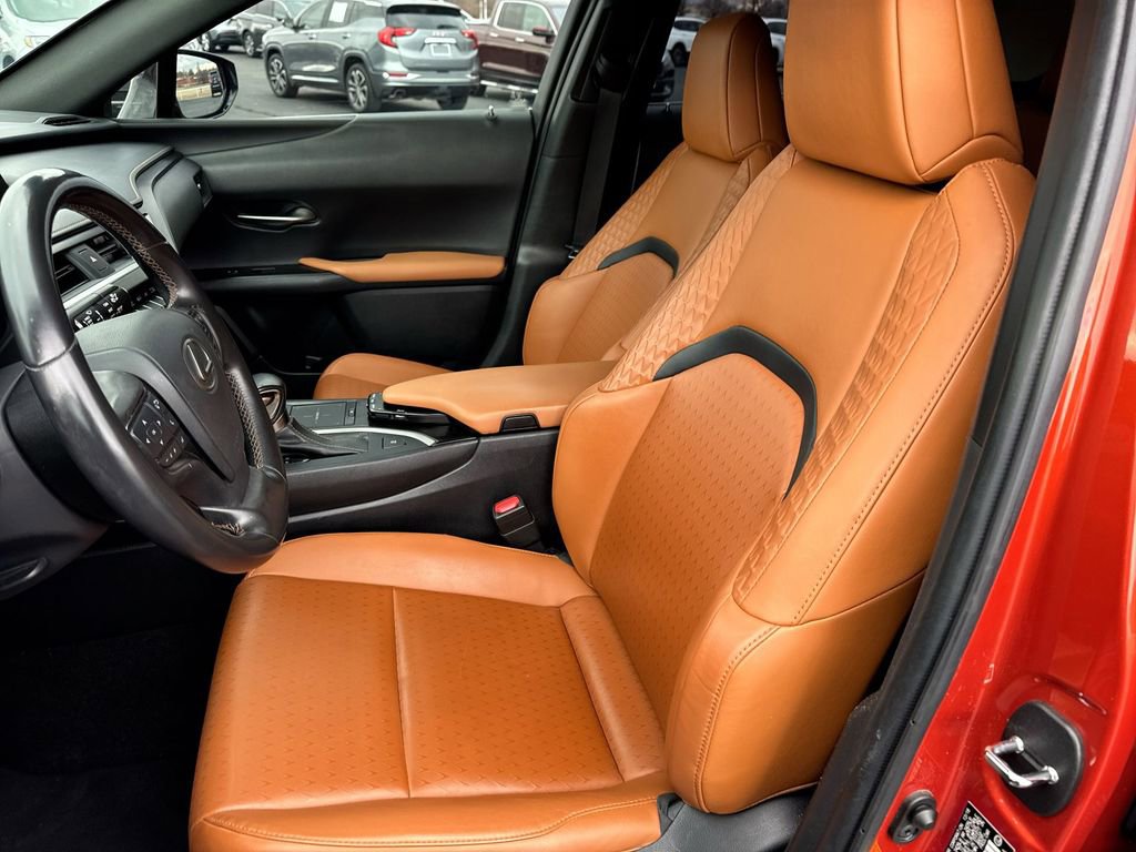 Used 2019 Lexus UX 200 w/ Accessory Package 2 image 11