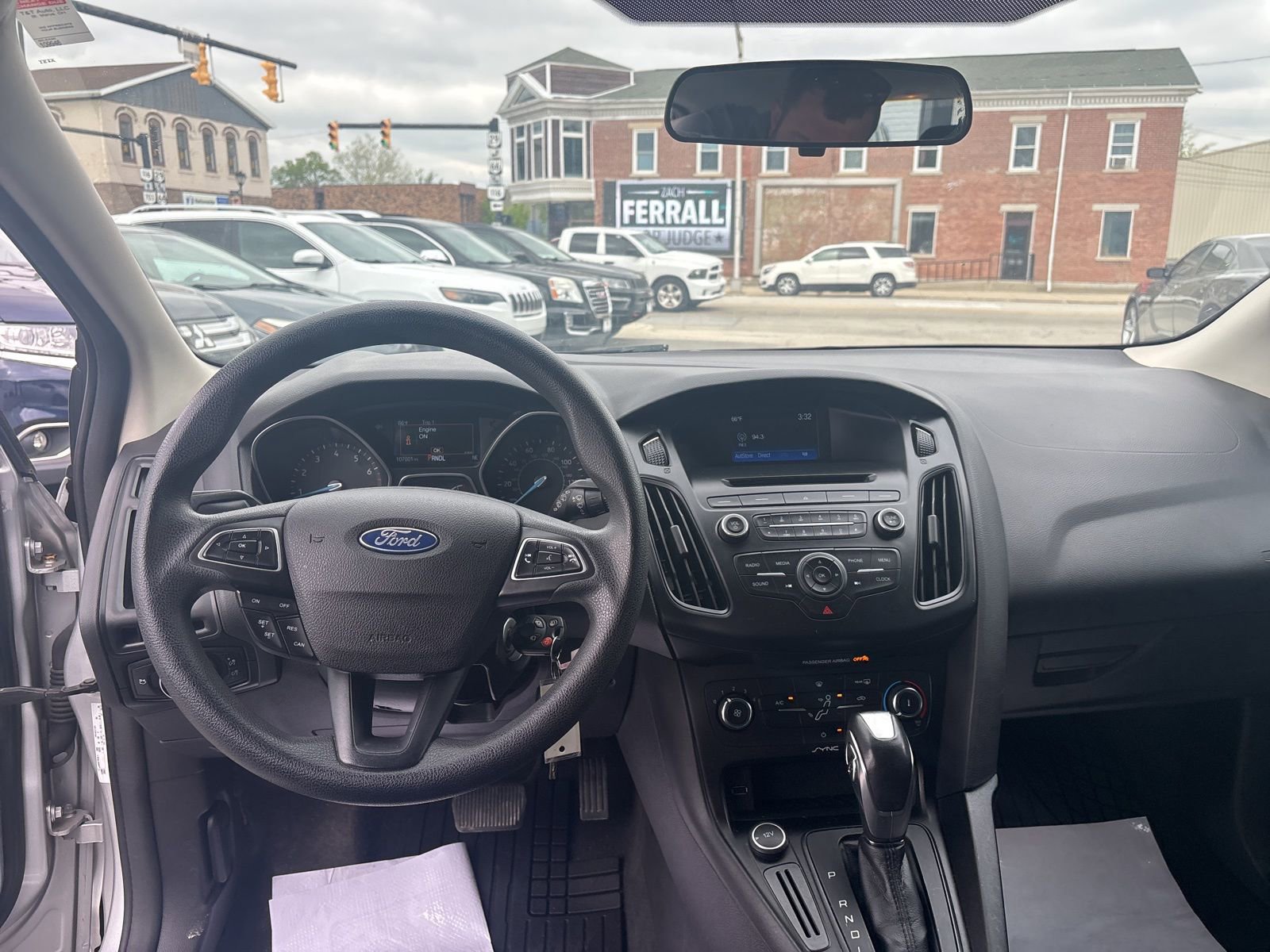 Used 2015 Ford Focus SE FWD image 13