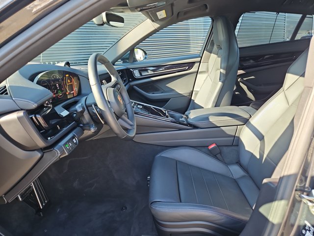 Certified 2026 Porsche Panamera 4 AWD/4WD image 5