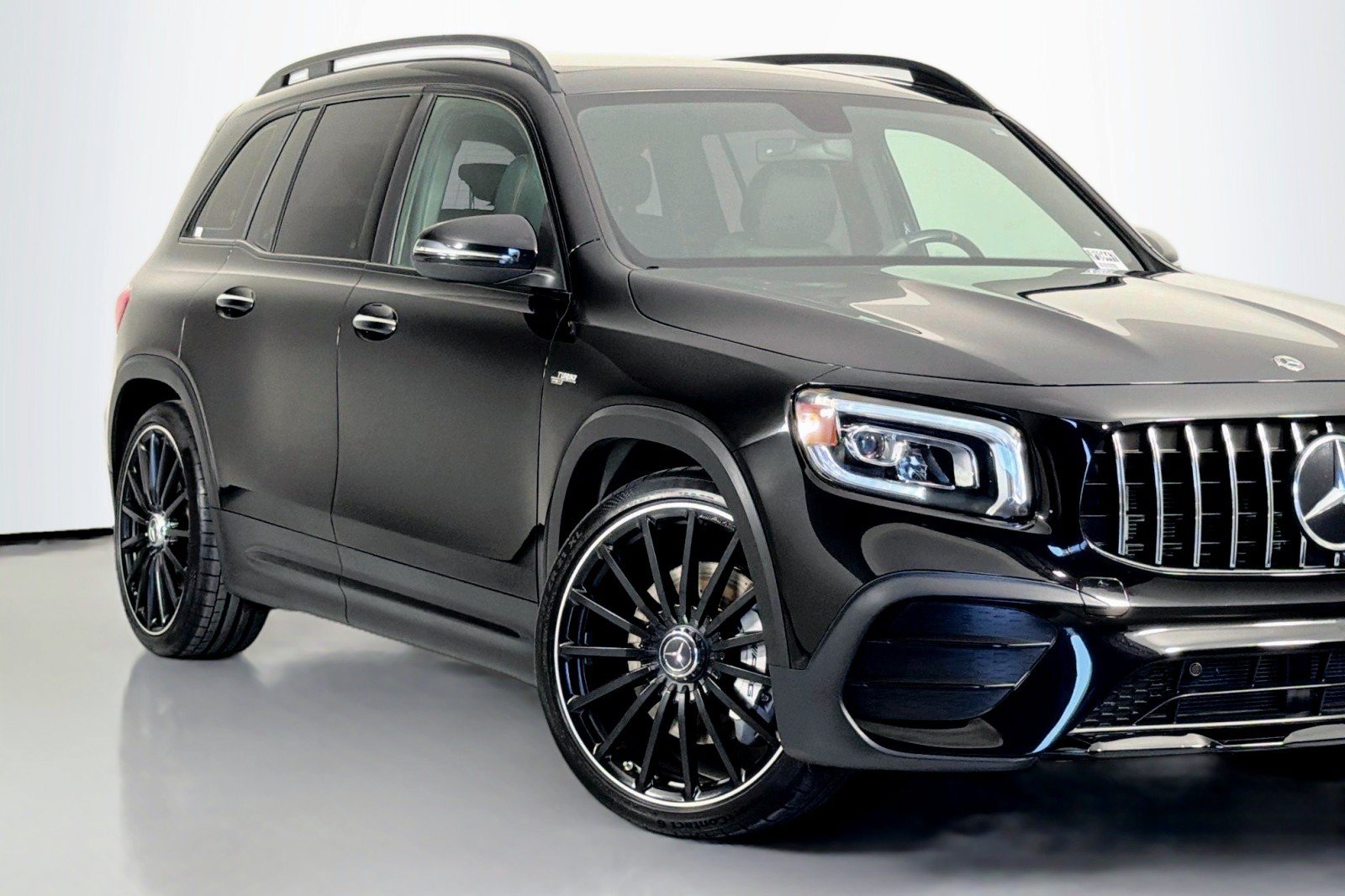 Certified 2023 Mercedes-Benz GLB 35 AMG 4MATIC image 15