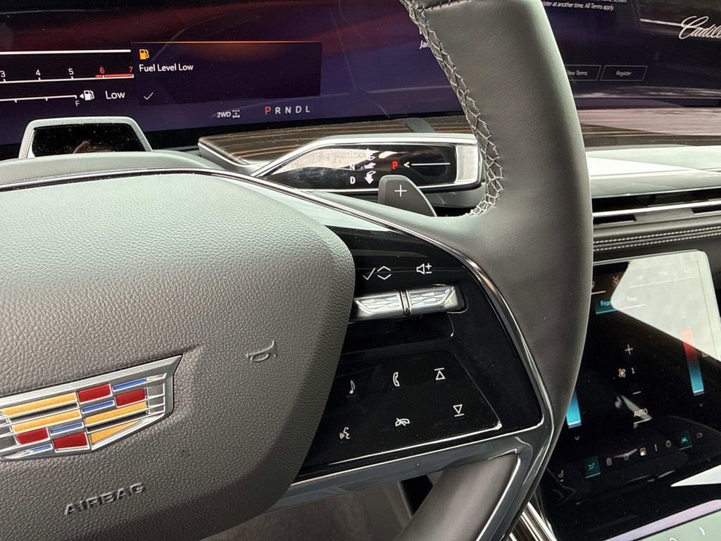 New 2026 Cadillac Escalade Luxury w/ LPO, Floor Liner Package image 29