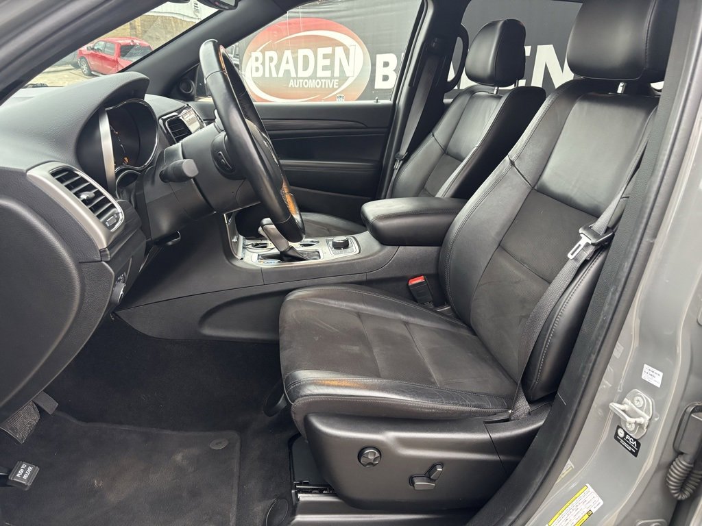 Used 2022 Jeep Grand Cherokee Laredo X image 21