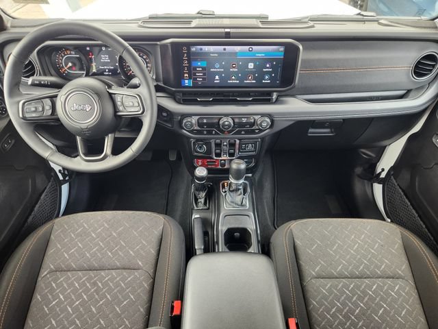 Used 2026 Jeep Gladiator Mojave AWD/4WD image 22