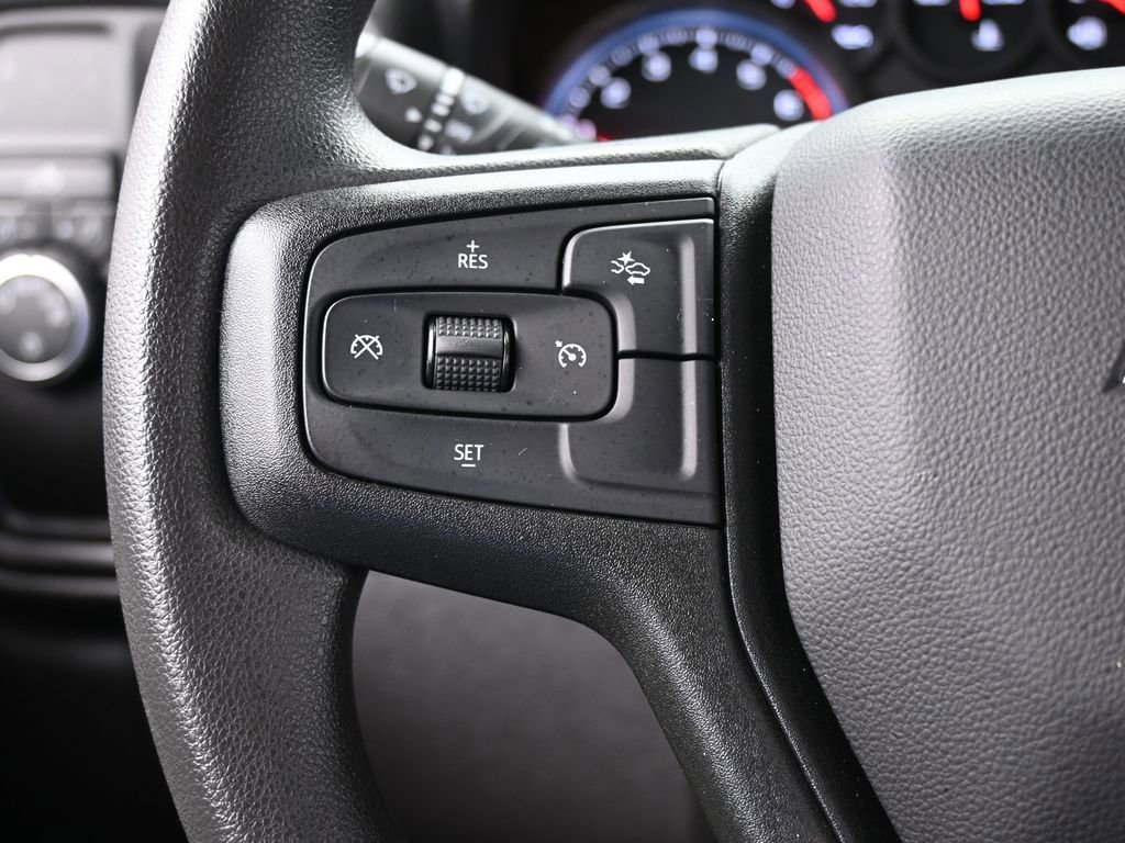 Used 2023 Chevrolet Silverado 1500 Custom image 26