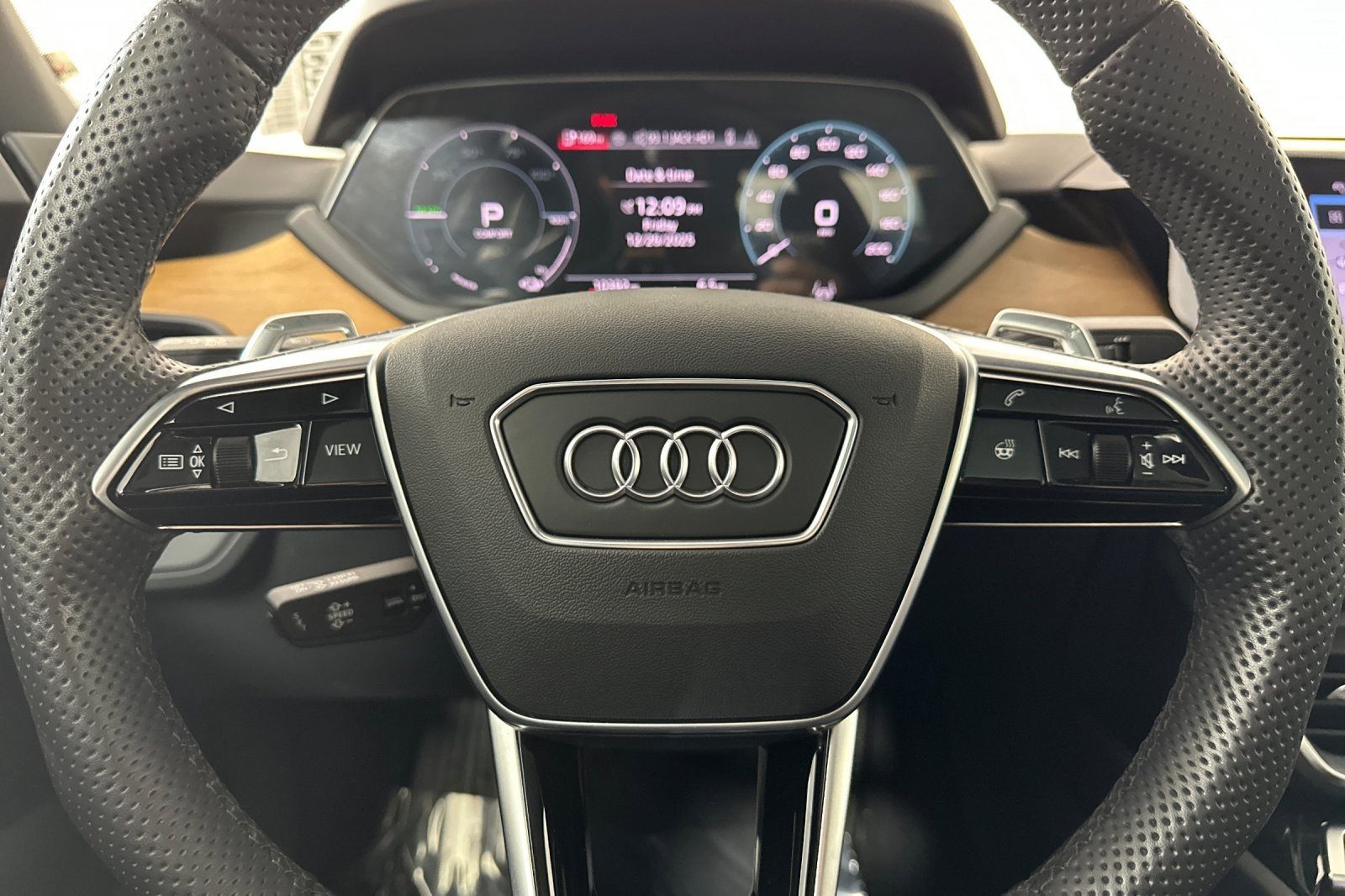 Used 2024 Audi e-tron GT Premium Plus w/ Executive Package image 21