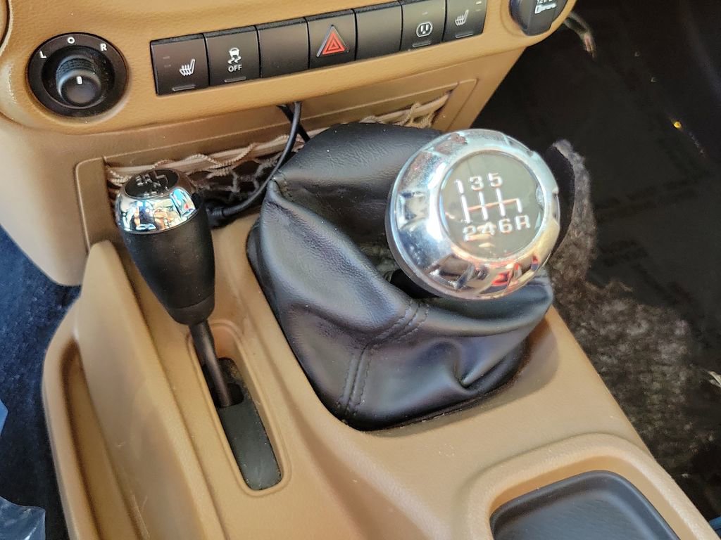 Used 2013 Jeep Wrangler Sahara w/ Connectivity Group AWD/4WD image 22