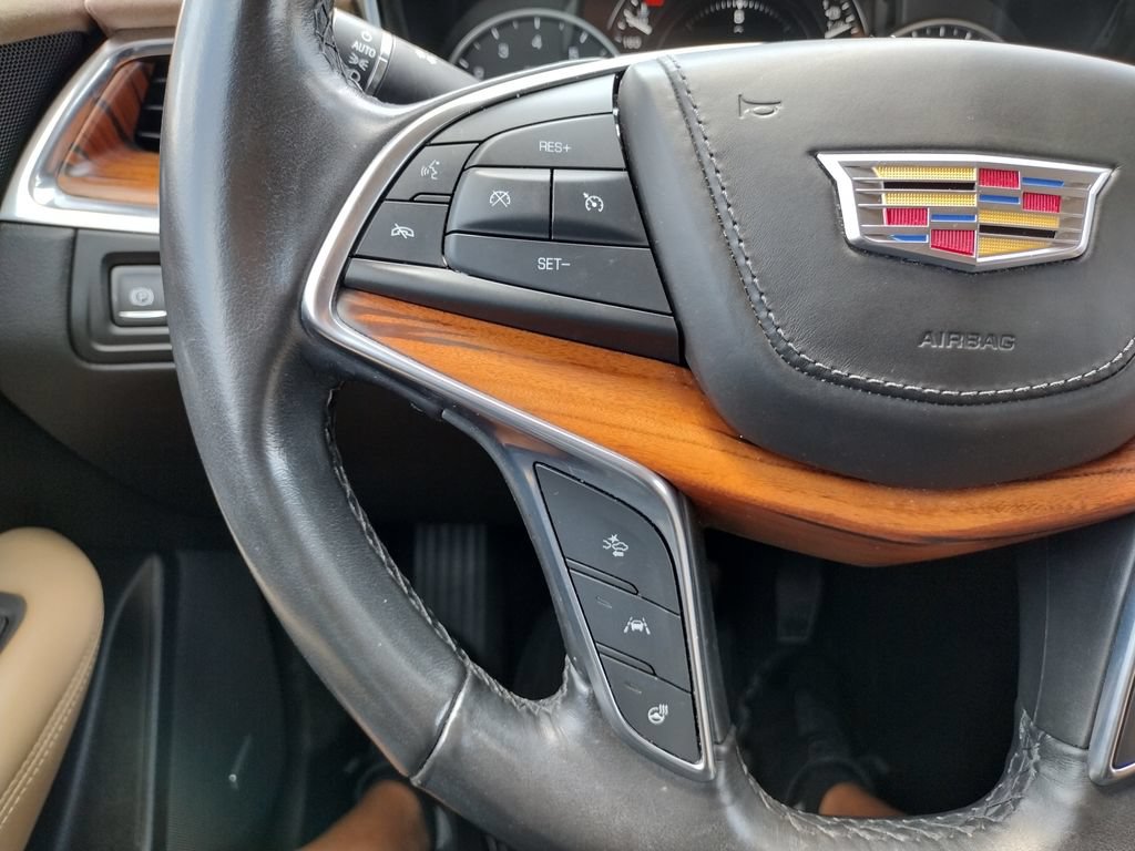 Used 2019 Cadillac XT5 Platinum AWD/4WD image 26