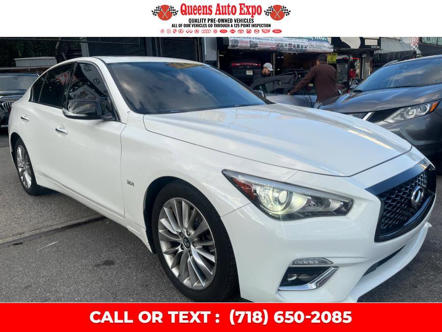 Used 2019 INFINITI Q50 Luxe w/ Essential Package (3.0T Luxe) image 2