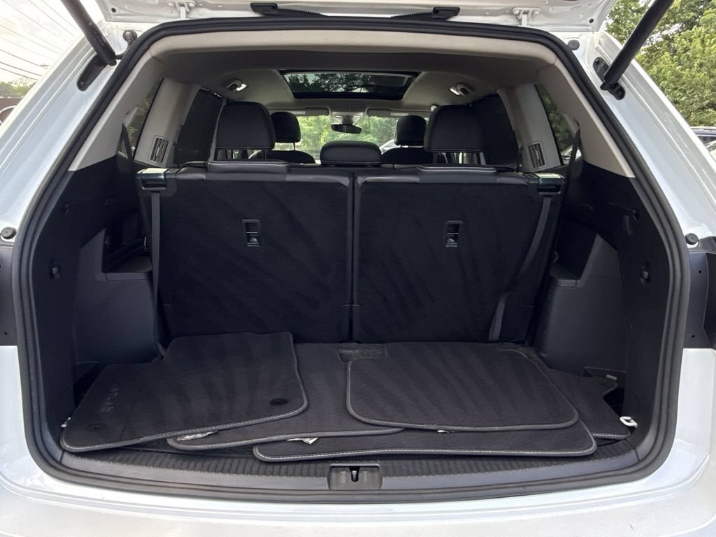 Used 2023 Volkswagen Atlas SEL AWD/4WD image 27