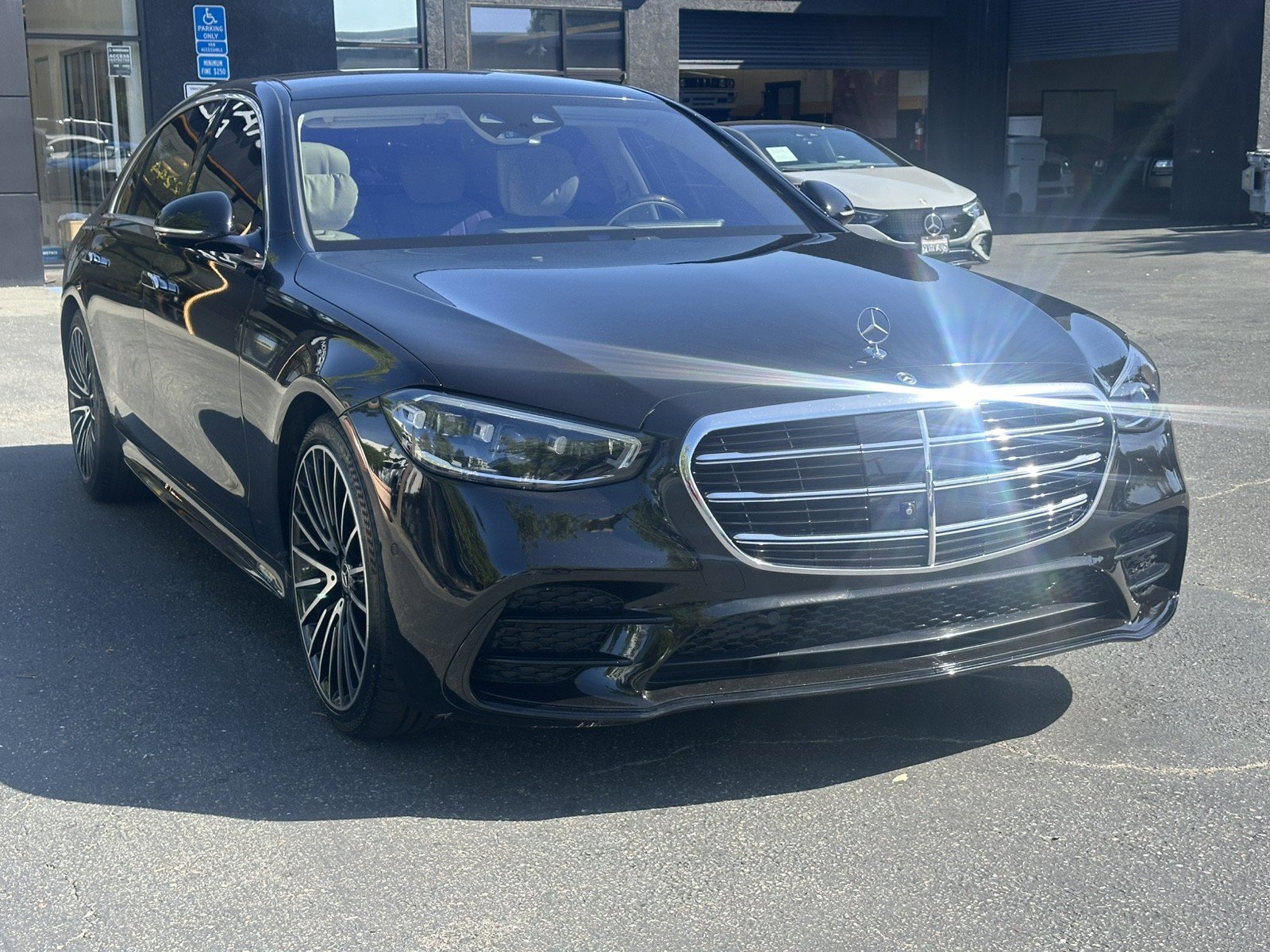 Used 2022 Mercedes-Benz S 500 4MATIC image 6