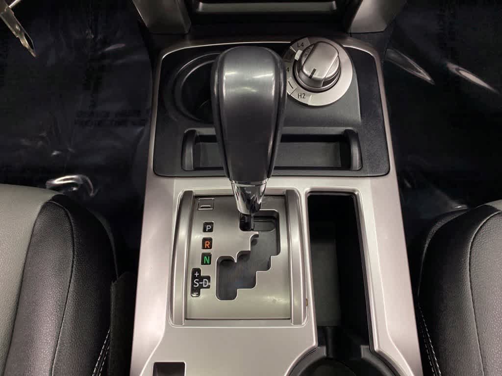 Used 2018 Toyota 4Runner SR5 Premium AWD/4WD image 25