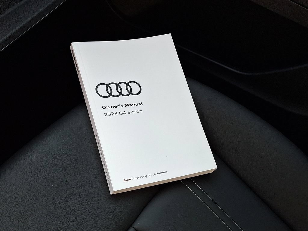 Certified 2024 Audi Q4 e-tron Premium Plus w/ Premium Plus AWD/4WD image 25