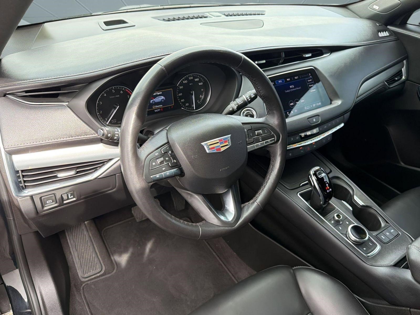 Used 2023 Cadillac XT4 Premium Luxury w/ Driver Assist Package image 3