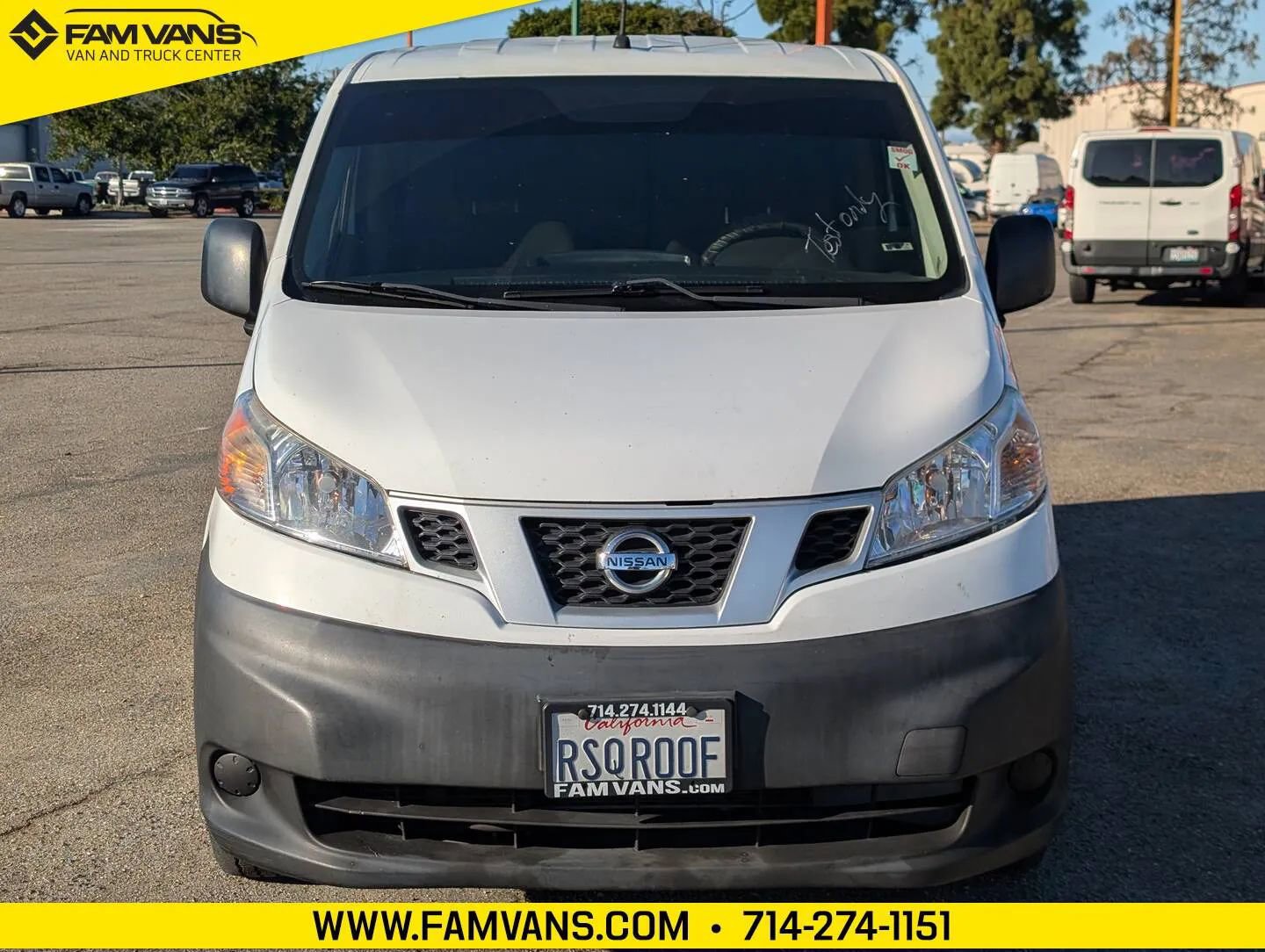 Used 2015 Nissan NV200 S image 2