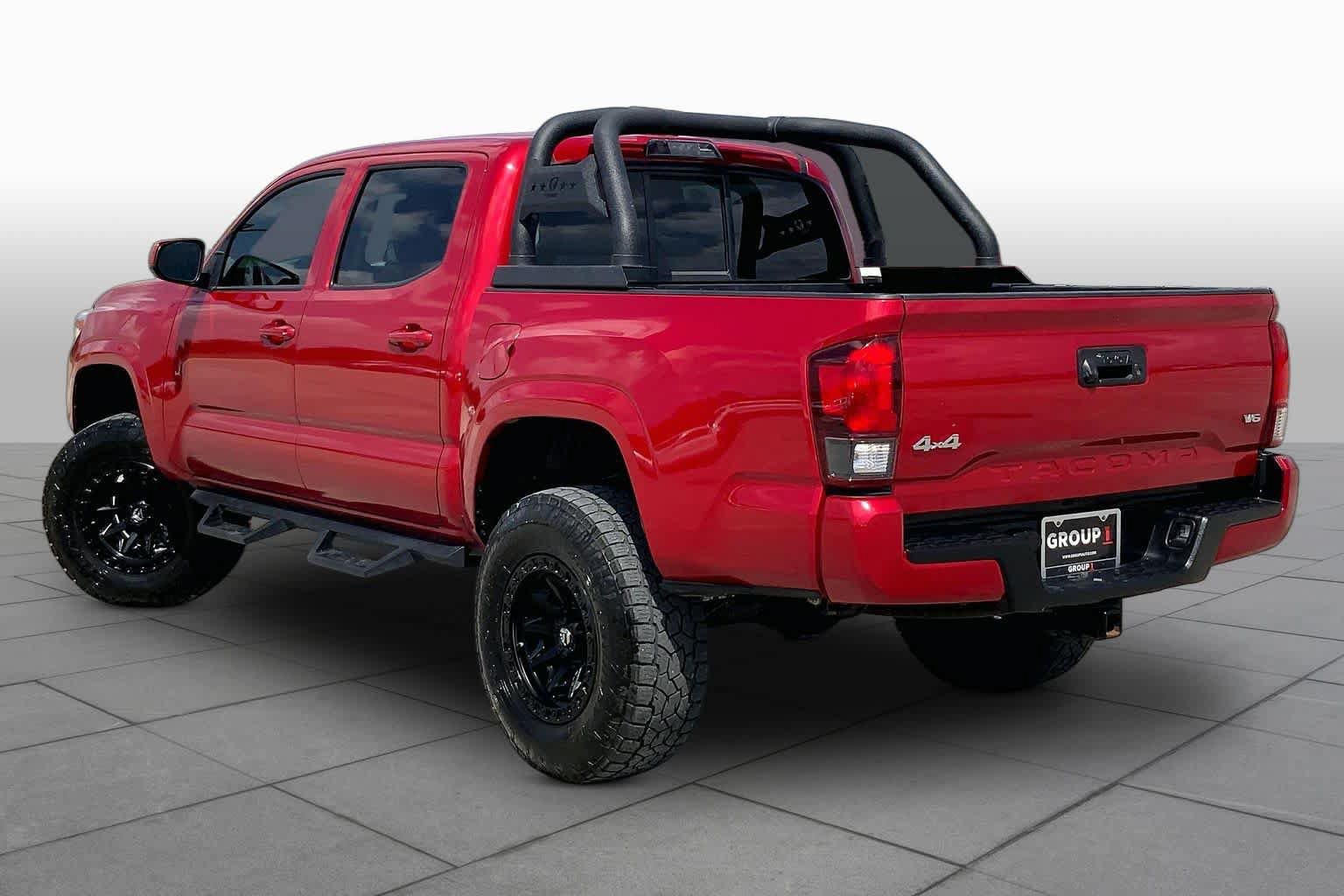 Used 2023 Toyota Tacoma SR AWD/4WD image 12