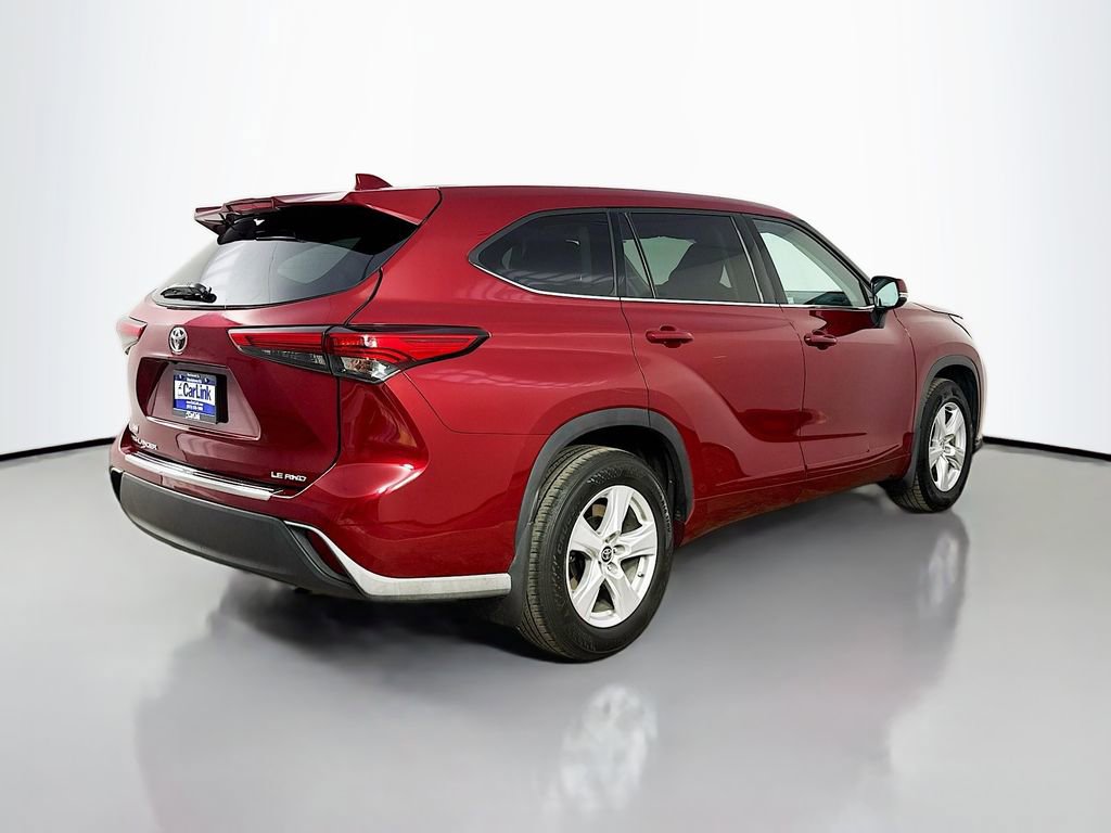 Used 2020 Toyota Highlander LE AWD/4WD image 8