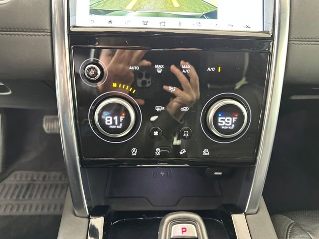 Used 2020 Land Rover Discovery Sport image 23