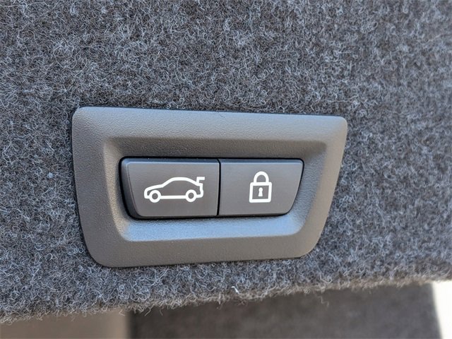 Used 2016 BMW 528i Sedan image 14