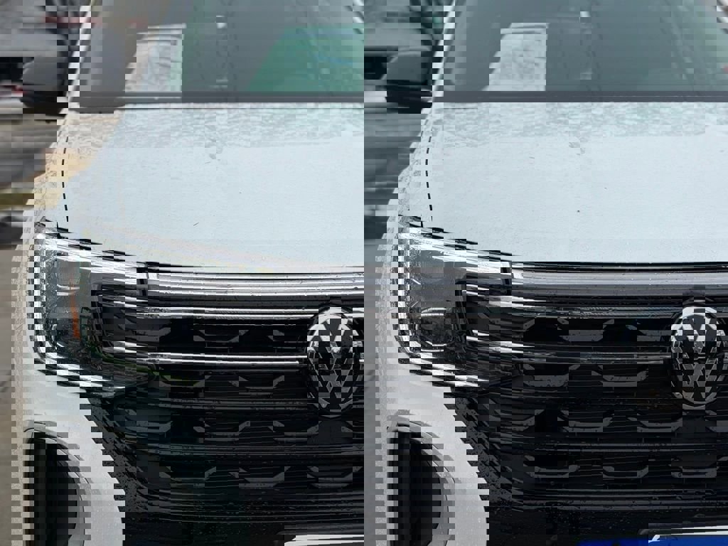 New 2026 Volkswagen Atlas Peak Edition image 4