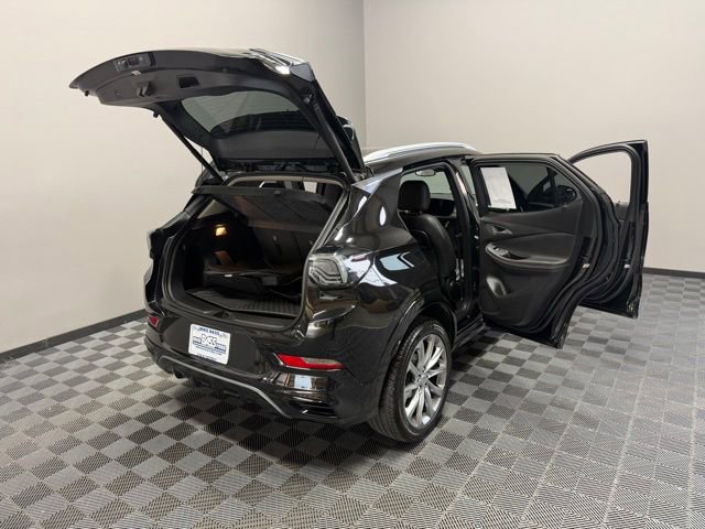 Used 2024 Buick Encore GX Avenir w/ Avenir Convenience Package image 25
