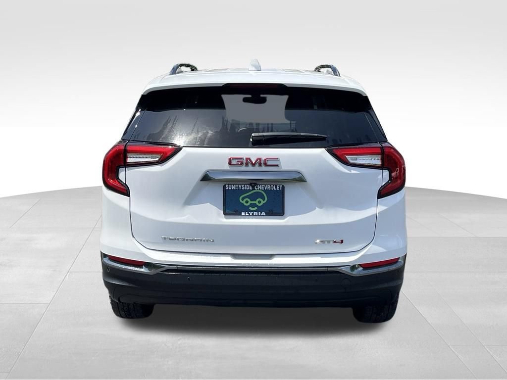 Certified 2024 GMC Terrain AT4 w/ LPO, Floor Liner Package AWD/4WD image 3