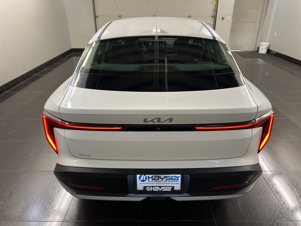 Used 2025 Kia K4 LXS image 5