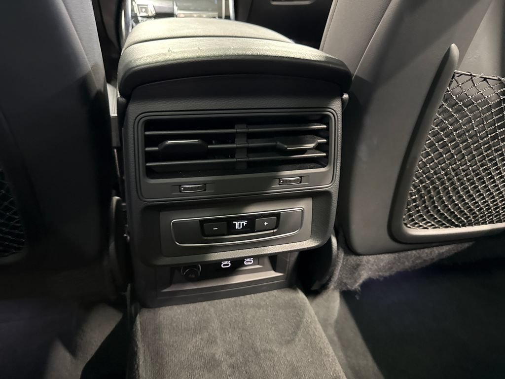 Used 2021 Audi Q7 2.0T Premium Plus AWD/4WD image 13