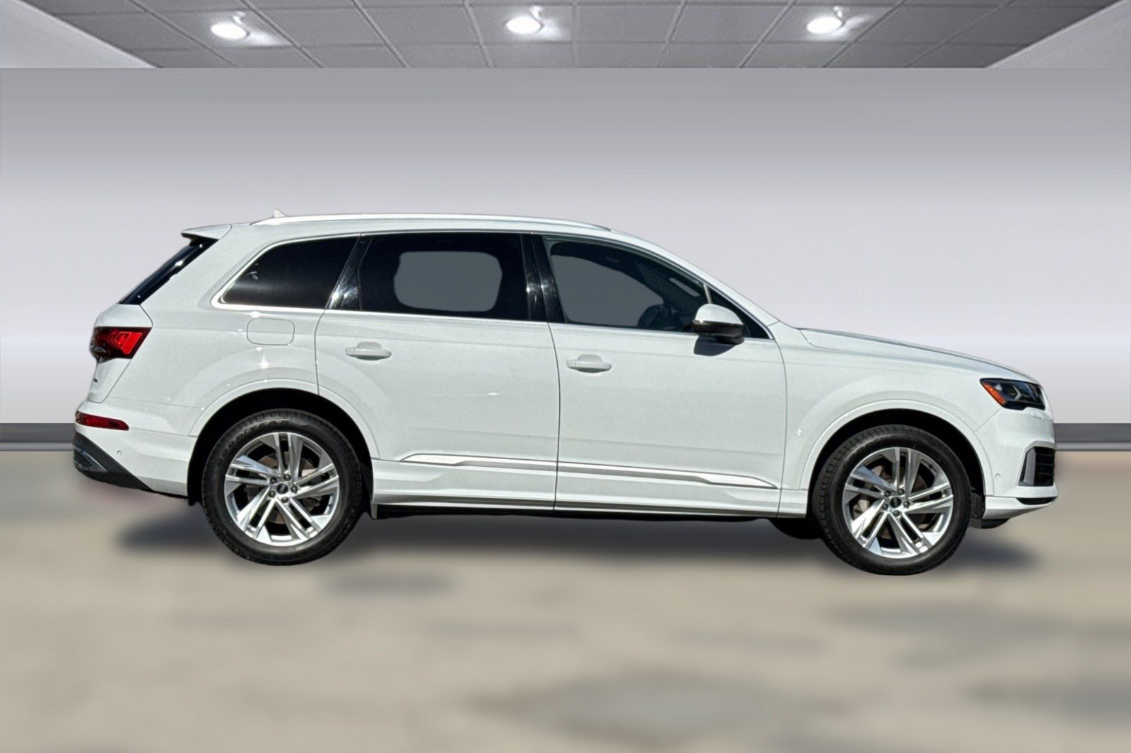 Used 2021 Audi Q7 2.0T Premium Plus w/ Executive Package AWD/4WD image 8