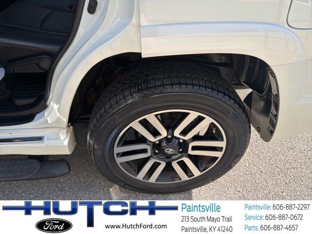 Used 2017 Toyota 4Runner Limited AWD/4WD image 11