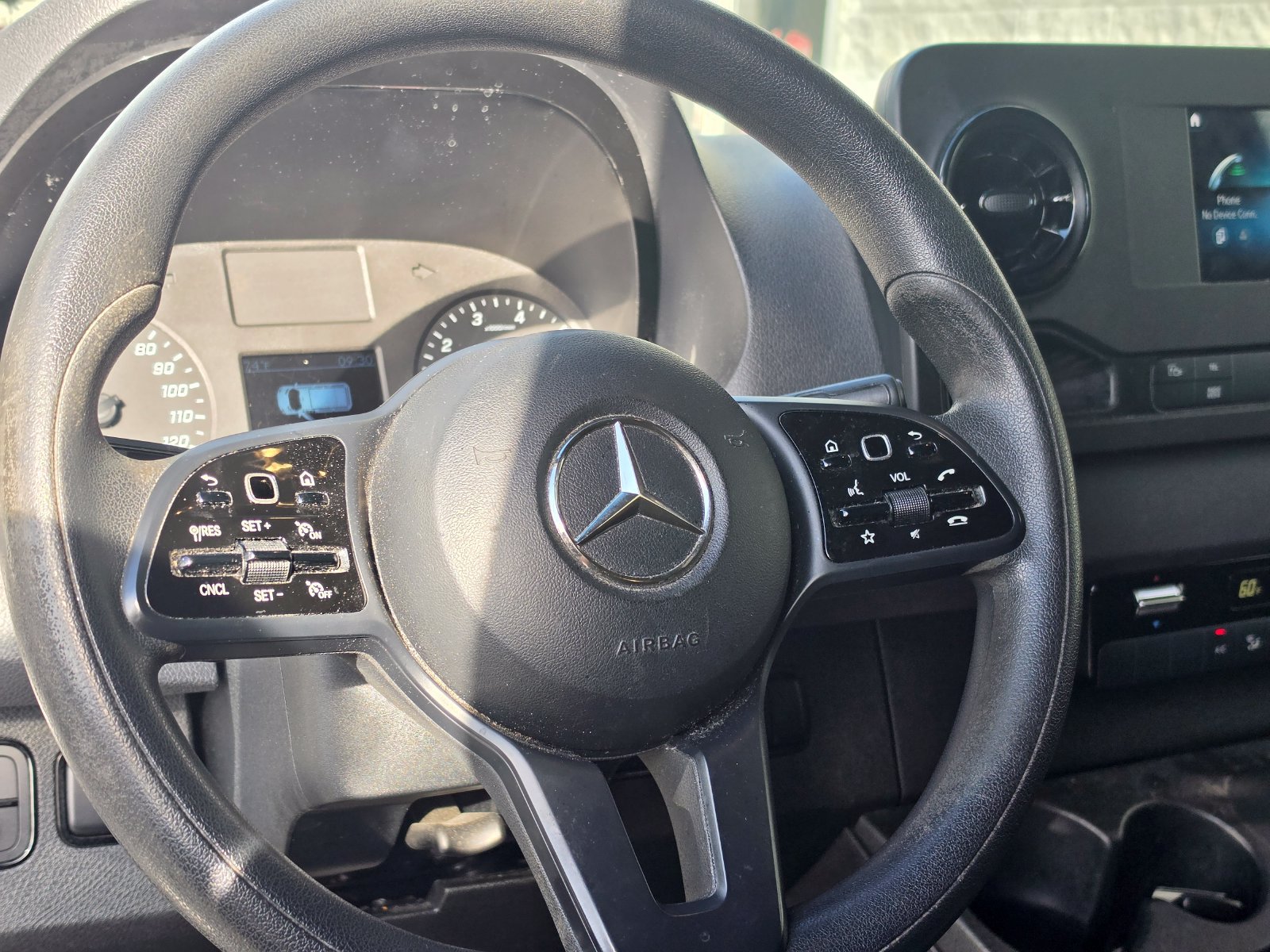Used 2020 Mercedes-Benz Sprinter 2500 image 12