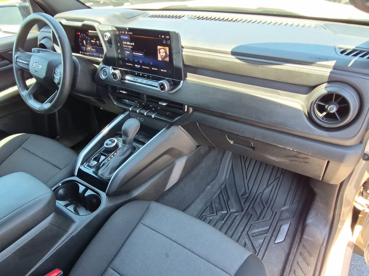 Used 2024 Chevrolet Colorado Trail Boss w/ Technology Package AWD/4WD image 28