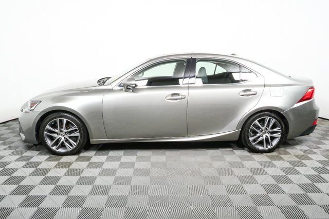 Used 2019 Lexus IS 300 300 w/ Accessory Package image 28