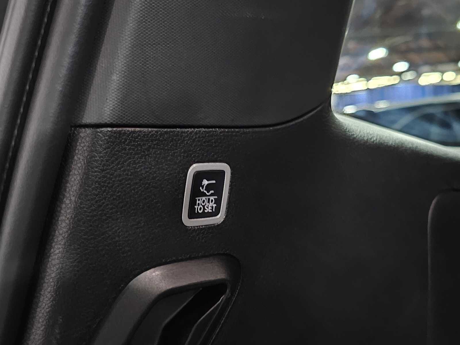 Used 2022 Jeep Wagoneer Series II w/ Premium Group I AWD/4WD image 18