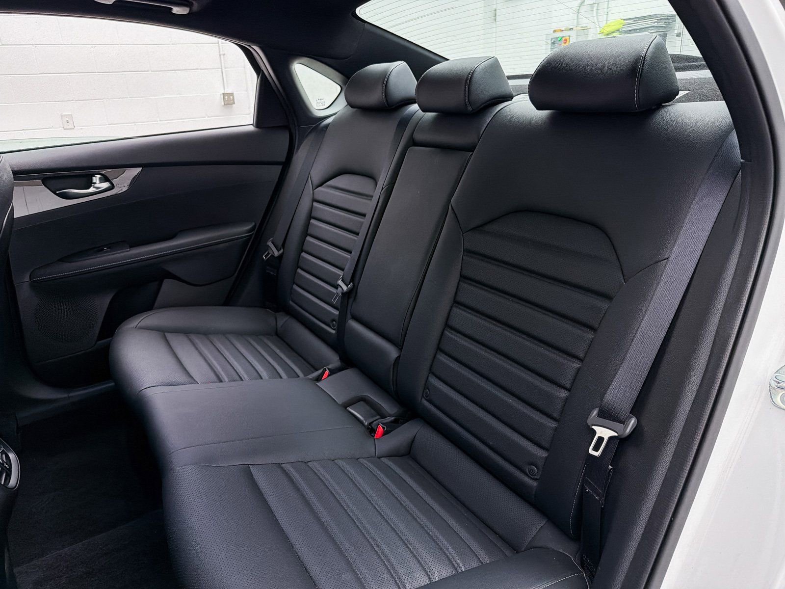 Used 2023 Kia Forte GT-Line w/ GT-Line Premium Package image 27