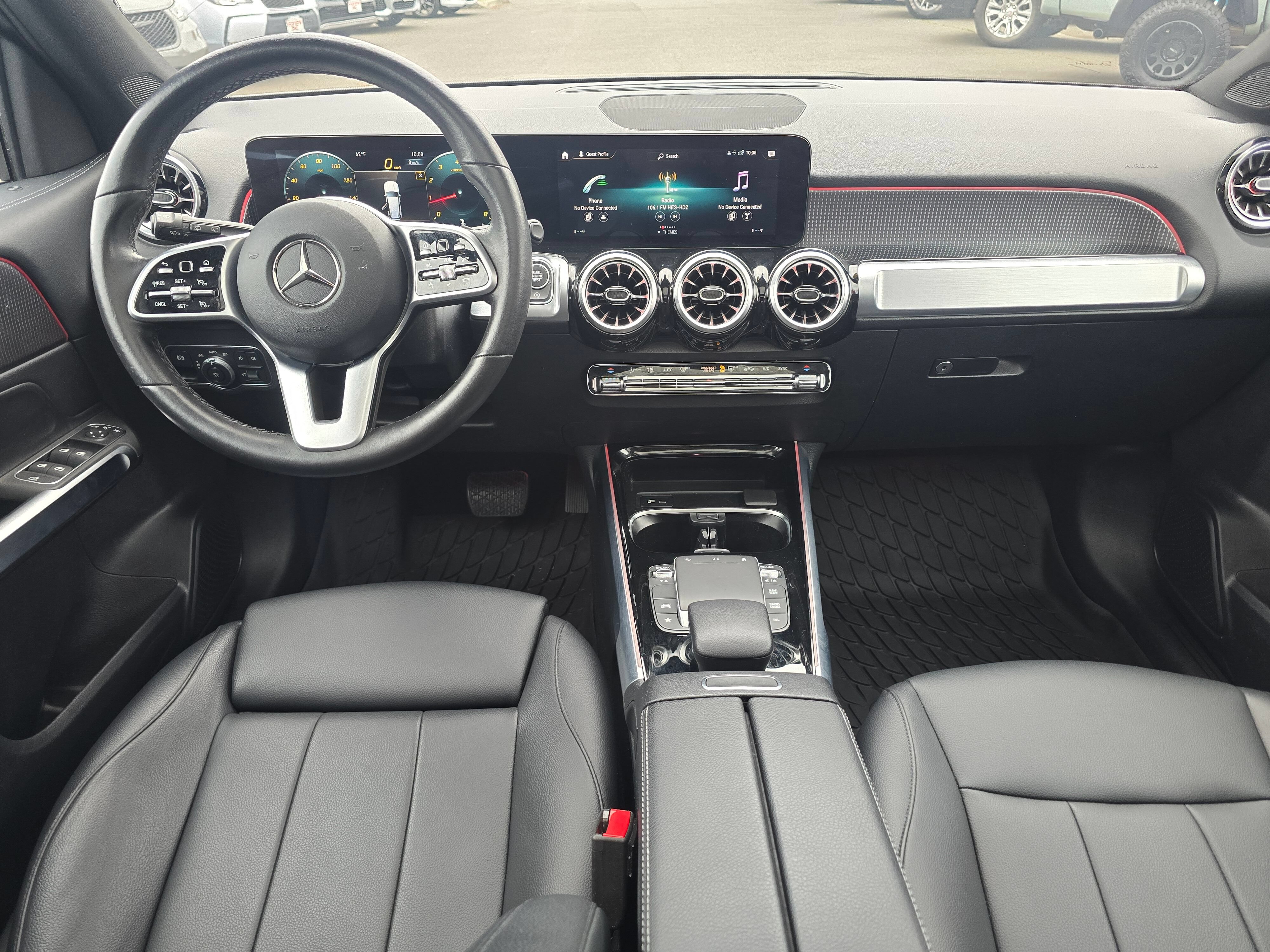 Used 2022 Mercedes-Benz GLB 250 4MATIC image 17
