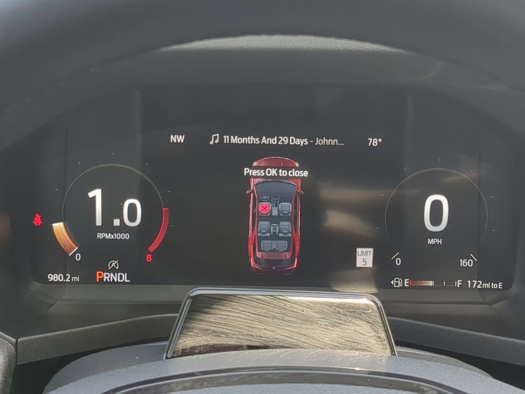 Used 2025 Ford Explorer Platinum w/ Ultimate Package image 27