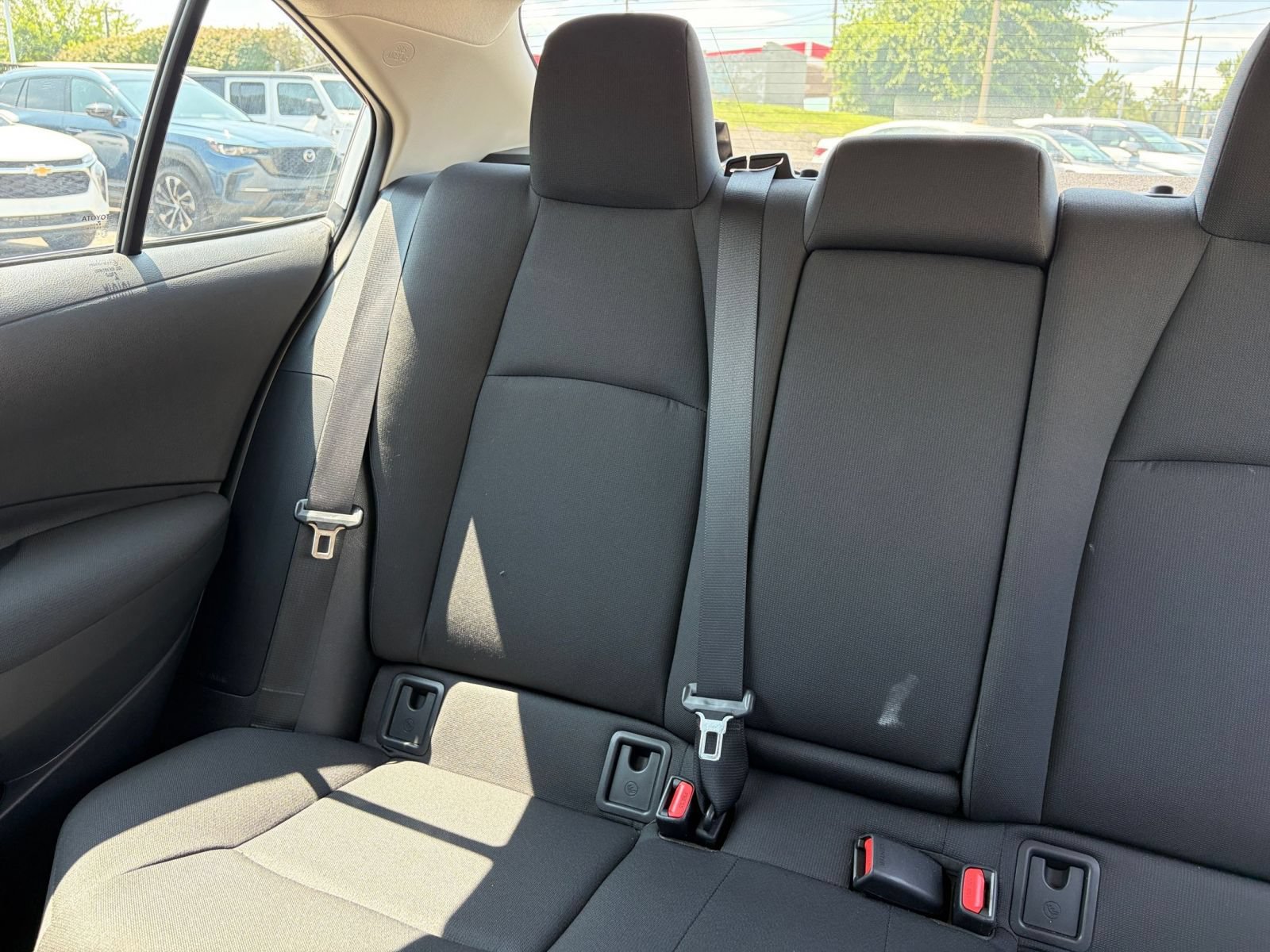 Used 2025 Toyota Corolla LE FWD image 35