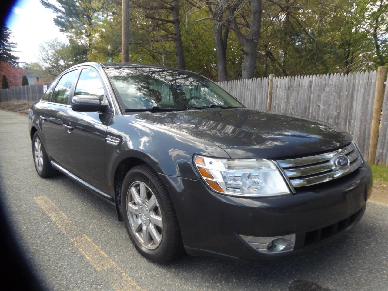 Used 2008 Ford Taurus SEL FWD image 7