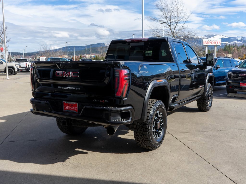 Used 2025 GMC Sierra 2500 AT4X image 7