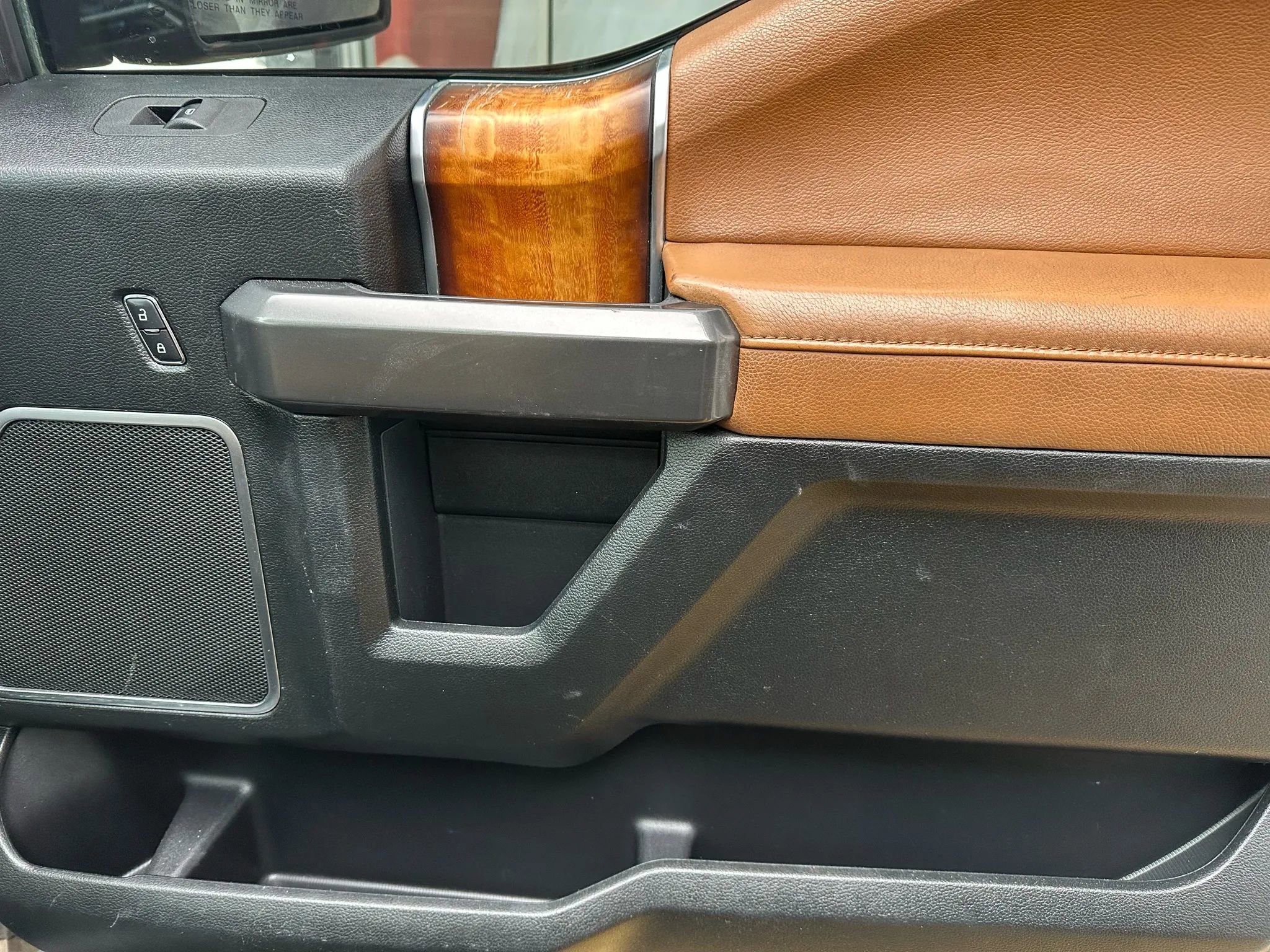 Used 2016 Ford F150 Limited w/ Trailer Tow Package image 15