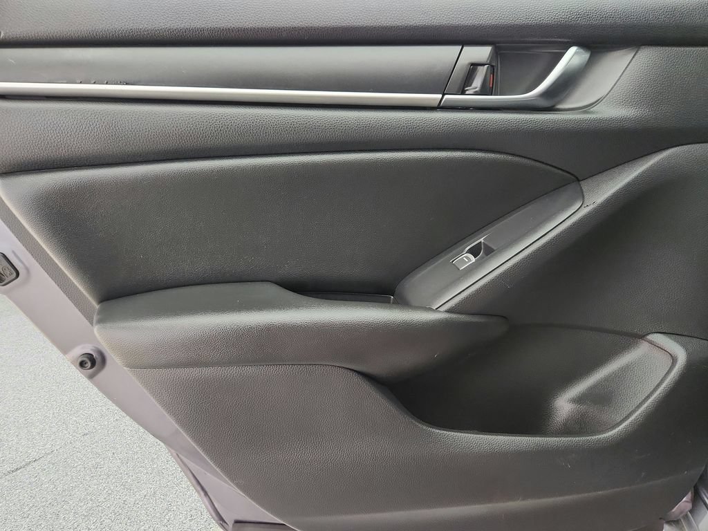 Used 2019 Honda Accord Sport image 21