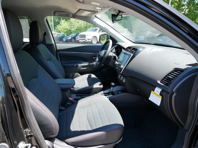 Used 2025 Mitsubishi Outlander Sport SE AWD/4WD image 8
