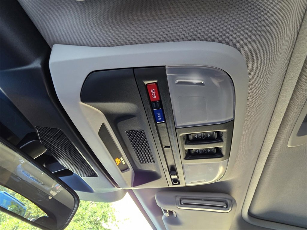 Used 2024 Subaru Crosstrek 2.0i Premium image 28