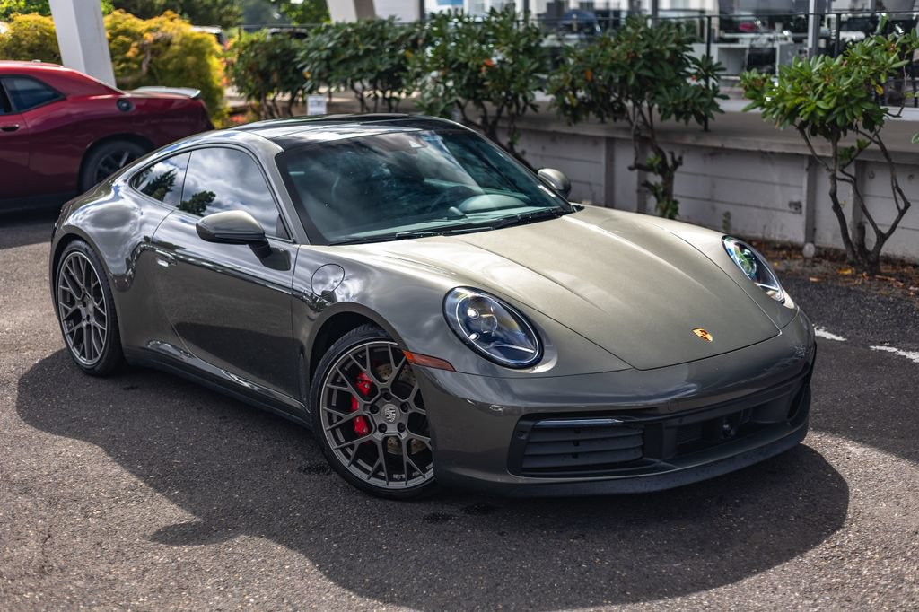 Used 2020 Porsche 911 Carrera 4S AWD/4WD image 2