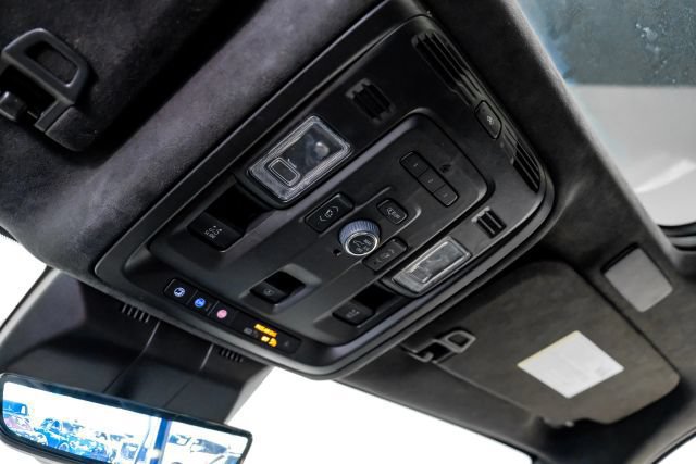 Used 2022 Cadillac Escalade ESV Sport Platinum w/ Heavy-Duty Trailer Package AWD/4WD image 41