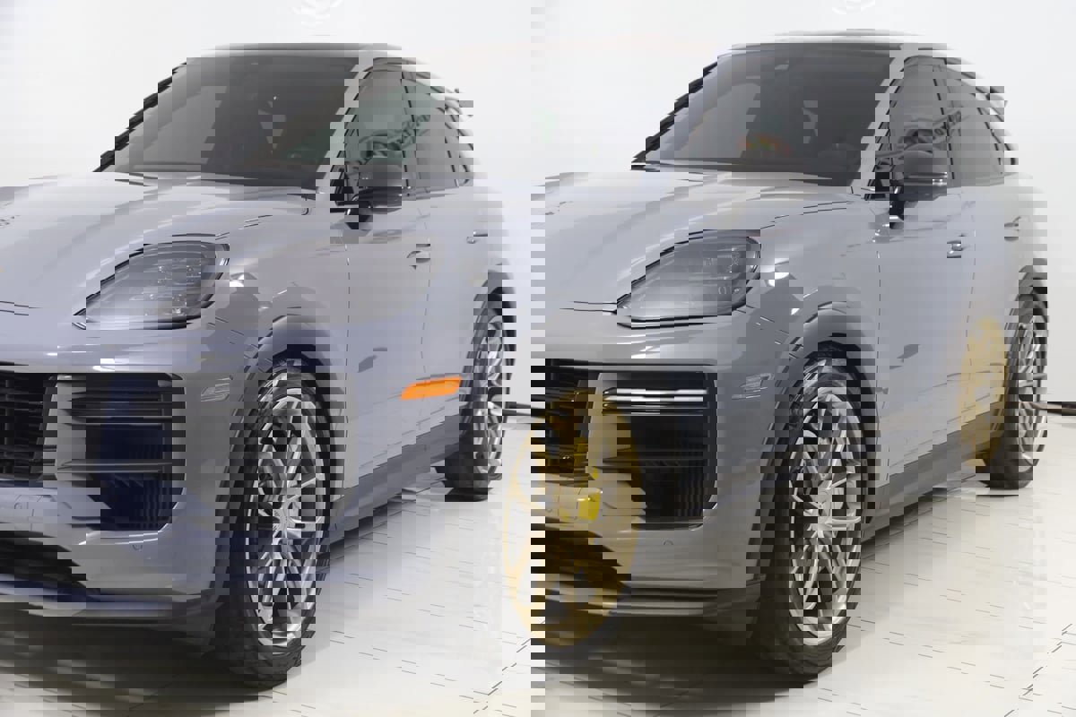 Used 2024 Porsche Cayenne Turbo GT image 78
