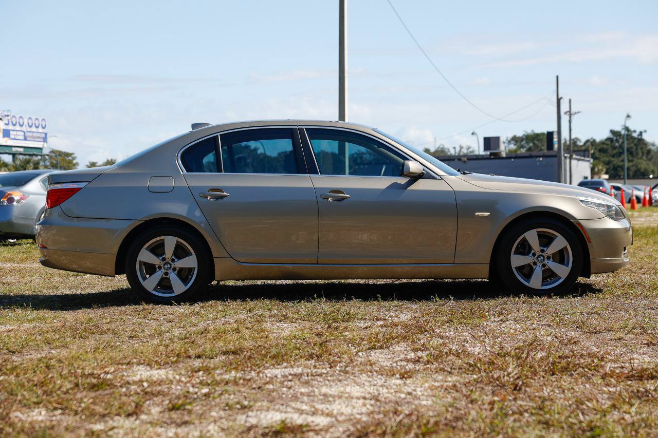 Used 2008 BMW 528xi Sedan w/ Premium Pkg AWD/4WD image 13