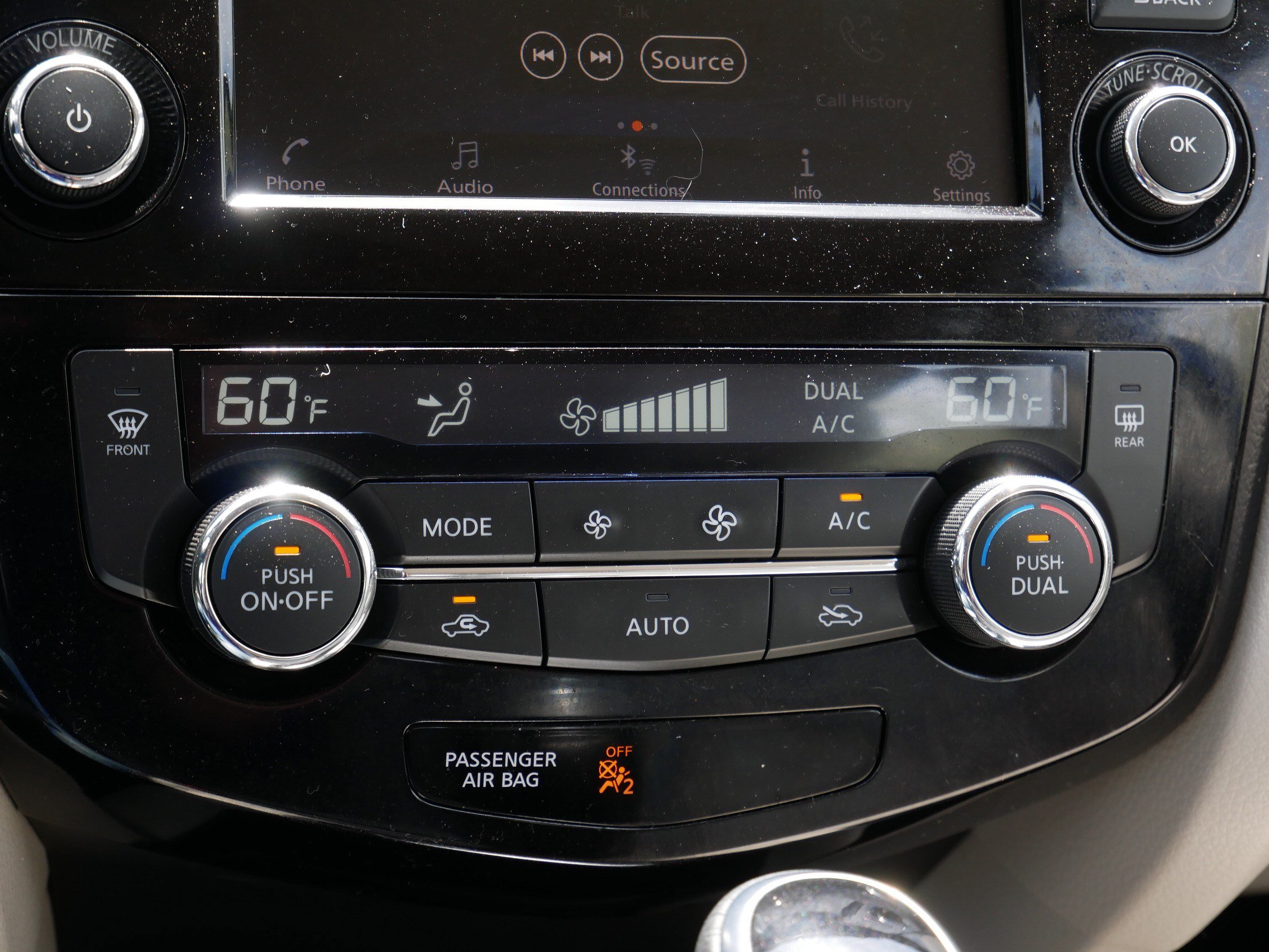 Used 2020 Nissan Rogue Sport SV w/ All-Weather Package AWD/4WD image 23