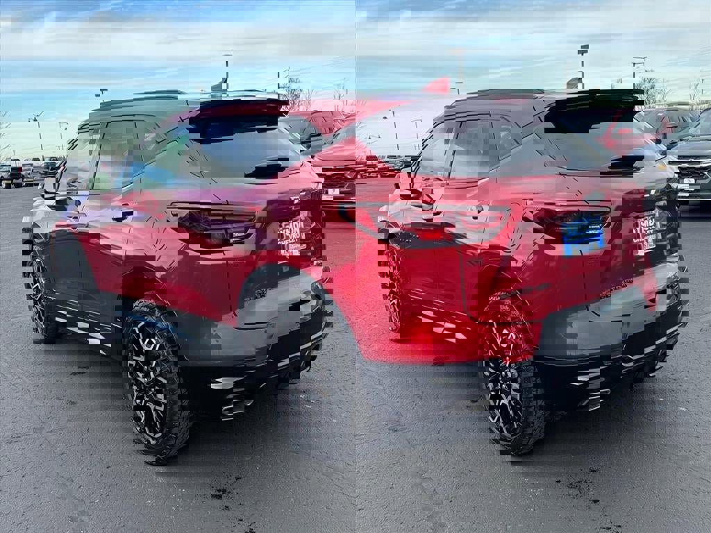 Certified 2023 Chevrolet Blazer RS w/ Driver Confidence II Package image 3