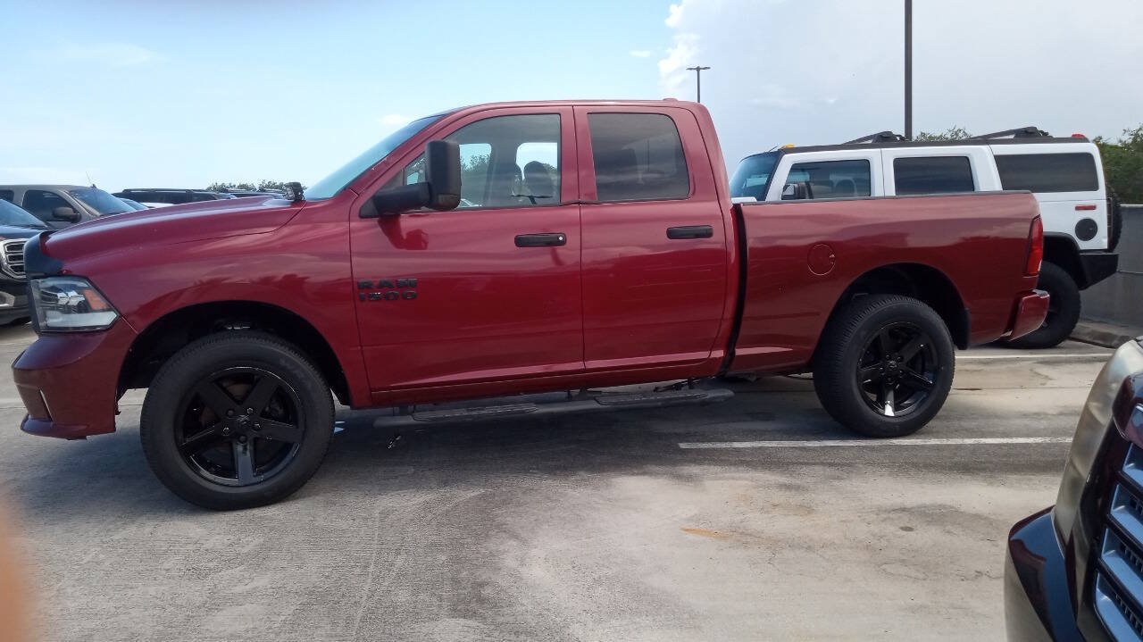 Used 2018 RAM 1500 Express w/ Express Value Package AWD/4WD image 4